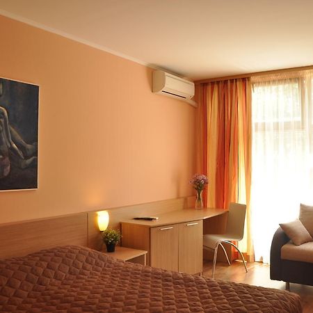 ספרבה בניה Rado Apartments חדר תמונה